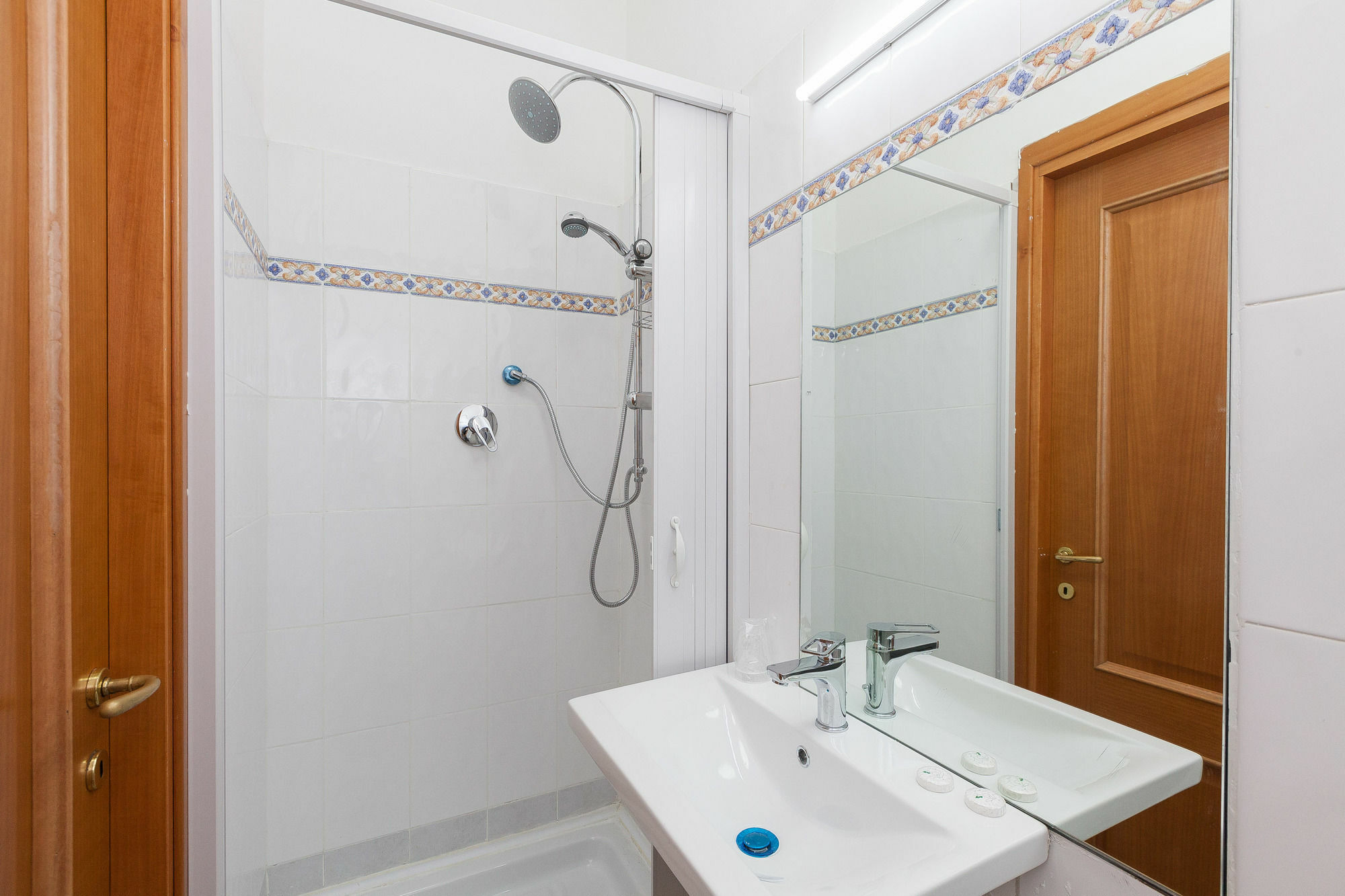 רומא Ora Guest House מראה חיצוני תמונה